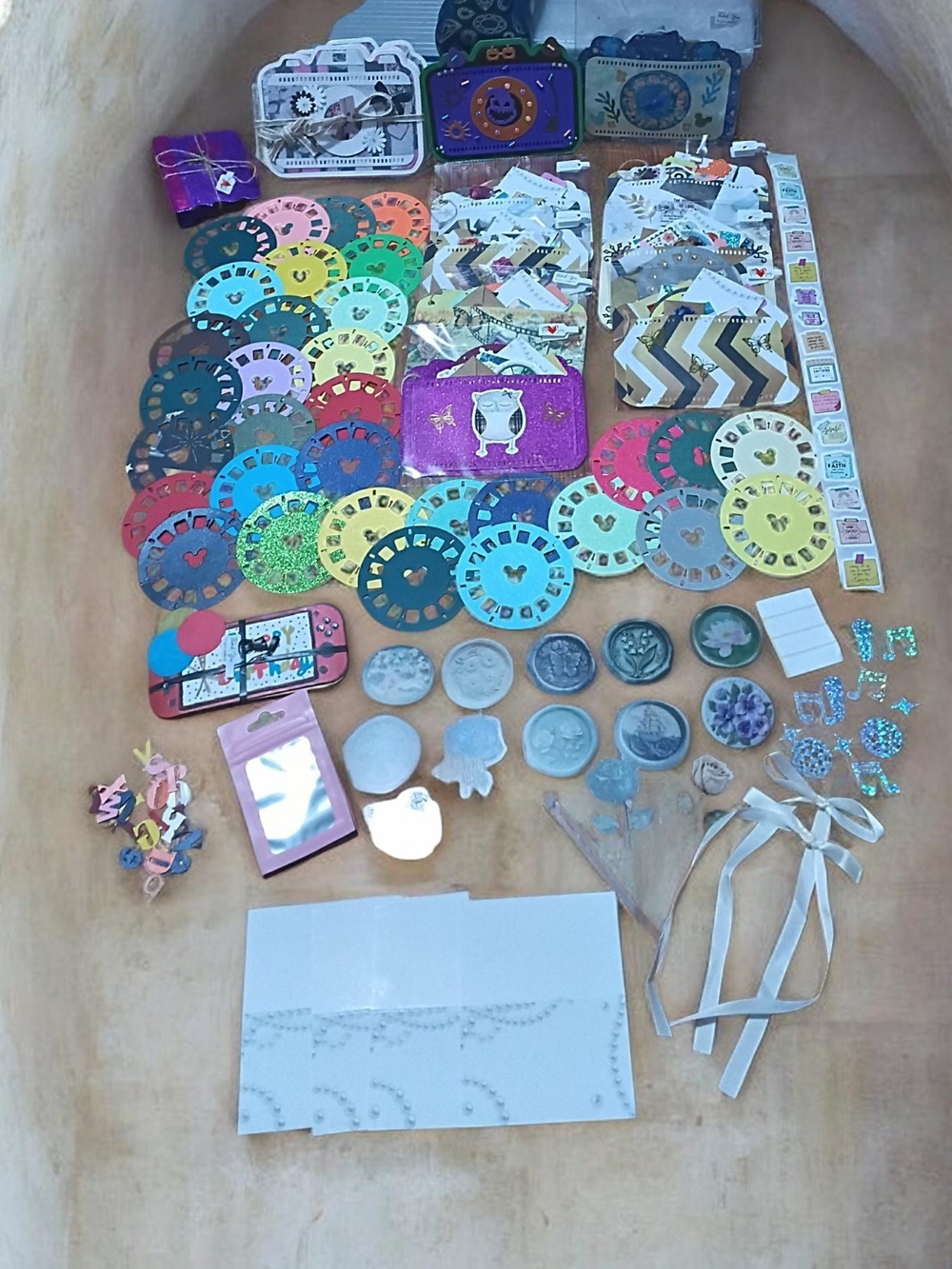 Die Cut Crafts, Stationary And More